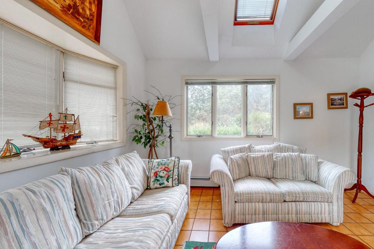 Dodgers Hole Villa Edgartown Exterior photo